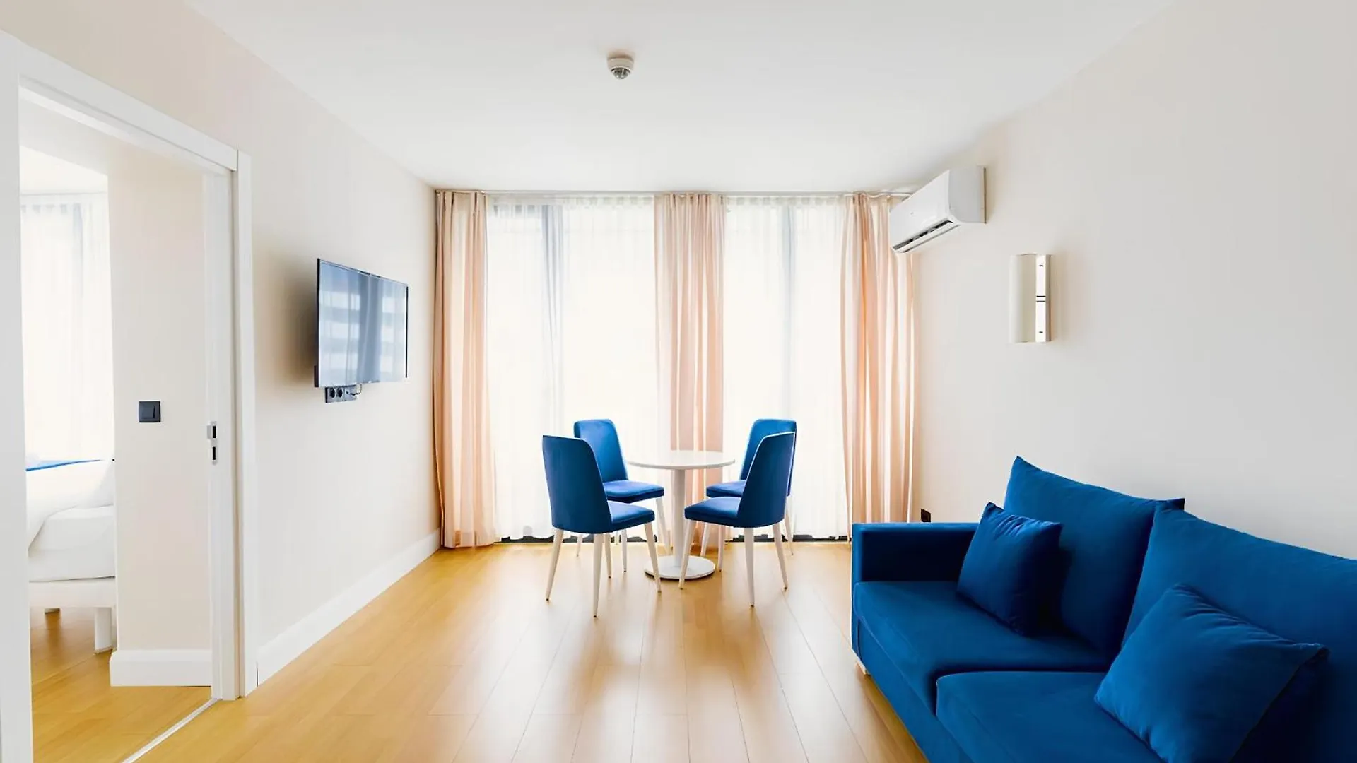 Panorama Sea View Suites באטומי 0*,  גאורגיה